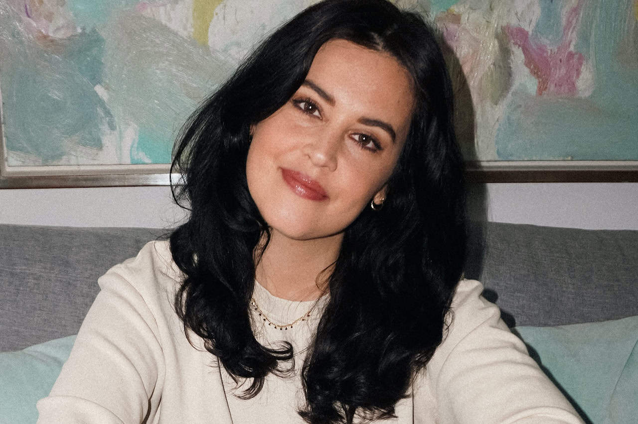 Headshot of blogger and Pinterest pro Malena Permentier.